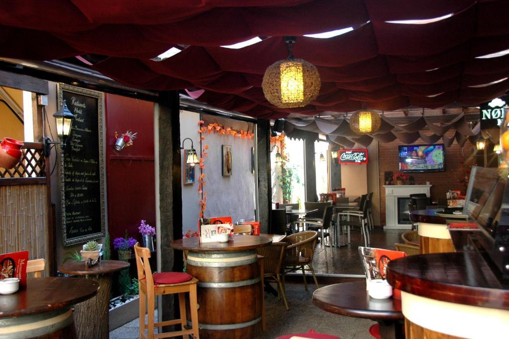 Hostal Montsant Salou Luaran gambar