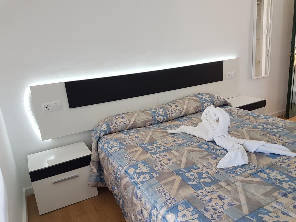 Hostal Montsant Salou Luaran gambar