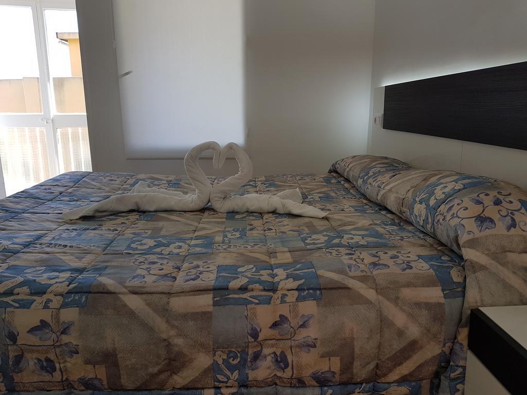 Hostal Montsant Salou Luaran gambar